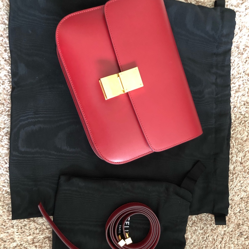 ！SOLD ！Celine classic box red calfskin